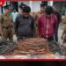 නුවරඑළියේ දුරකථන රැහැන් කපා තඹ සොරකම් කළ ජාවාරම්කරුවන් දෙදෙනෙකු අත්අඩංගුවට