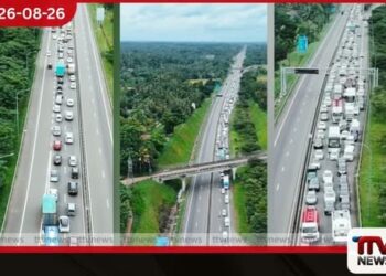 දීර්ඝ නිවාඩුවත් සමඟ දක්ශිණ අධිවේගී මාර්ගයේ දැඩි රථවාහන තදබදයක්