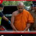 ප්රධාන පෙළේ පාසලක බුද්ධ ධර්මය උගන්වන හිමිනමක් අයිස් මත්ද්රව්ය සමඟ අත්අඩංගුවට!