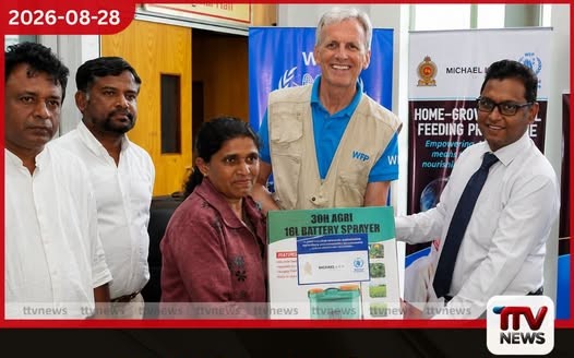නුවරඑළිය දිස්ත්රික්කයේ ගෙවතු වගා පාසල් පෝෂණ වැඩසටහනට කෘෂිකාර්මික උපකරණ බෙදා දෙයි
