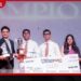 රාජා වත්තේ තේ දළු නෙළමින් සිටි වතු කම්කරුවන් 17කට බඹර ප්රහාරයක්
