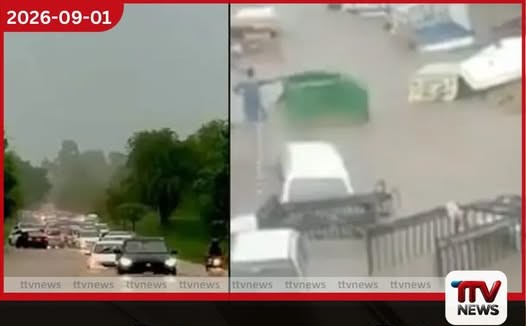 පාකිස්තානයේ ඇති වූ අධික වර්ෂාපතනයෙන් නිවාස සහ මාර්ග ජලයෙන් යටවෙයි