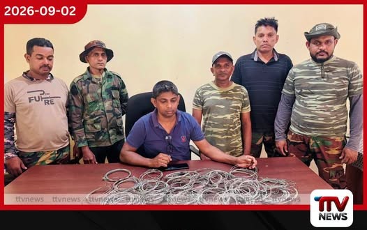දකුණු වනජීවී කලාපයෙන් වන සතුන් දඩයම් කිරීමට යොදාගත් ගිනි අවියක් සහ කම්බි මලපුඩු 67ක් අත්අඩංගුවට
