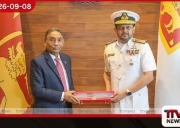 මාලදිවයින් මහකොමසාරිස් සහ නාවික හමුදාපති අතර විශේෂ හමුවක්