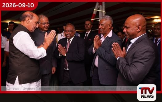 ඉන්දීය ආරක්ෂක අමාත්ය රාජ්නාත් සිං අරවින්ද, සනත් සහ චමින්ද වාස් මුණගැසෙයි