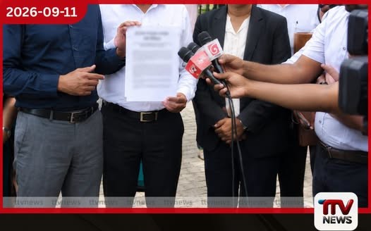 ශ්රී ලංකා දුම්රිය සාමාන්යාධිකාරී රවීන්ද්ර පත්මප්රියට එරෙහිව වෘත්තීය සමිති මානව හිමිකම් කොමිසමට පැමිණිල්ලක්