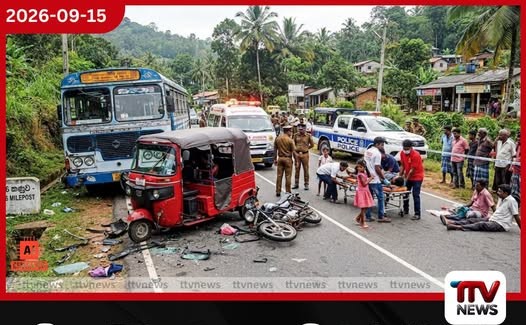 මීගහකිවුල 16 කණුවේ බස් රථයක්, යතුරුපැදියක් හා ත්රිරෝද රථයක් ගැටී දැරියක් ඇතුළු 5ක් බරපතළ තුවාල ලබයි