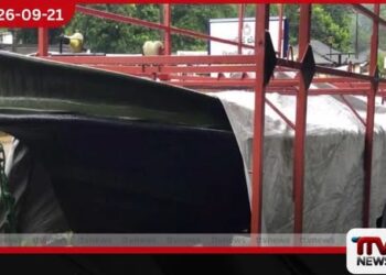 හවැලි ගඟ පිටාර ගැලීමෙන් නාවලපිටියේ සිදුවිය හැකි ආපදා තත්ත්වයට මුහුණ දිමට නාවික හමුදා බෝට්ටු යොදවයි!