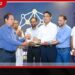 නව නියාමන යුගයකට සූදානම් වෙමින් ක්ෂුද්‍රමූල්‍ය ක්ෂේත්‍රයේ නායකයෝ අත්වැල් බැඳගනිති
