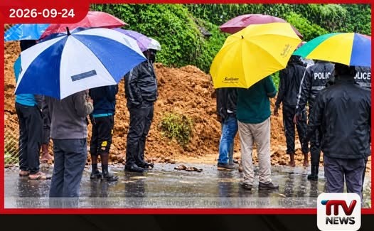 හැටන් – කොළඹ ප්රධාන මාර්ගයට කුයිල්වත්තෙන් පස් කන්දක් කඩා වැටෙයි