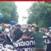 පොල්දූව රැළියේ බැනරයත් අනිත් පැත්තට අල්ලන් මිනිස්සු යකා නටලා…