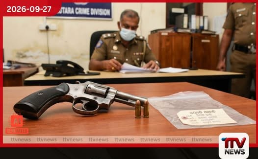 වාද්දූවේ නිවසක් වටලා රිවෝල්වරයක් සහ උණ්ඩ 2ක් සමඟ 31 හැවිරිදි පුද්ගලයෙකු අත්අඩංගුවට
