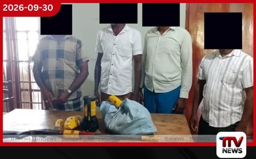 මුවමස් කිලෝ 14ක් බෝර 12 ගිනි අවියක් සමඟ ජලගැලුම් නිම්න ජාතික උද්යානයේදී සිව්දෙනෙක් අත්අඩංගුවට
