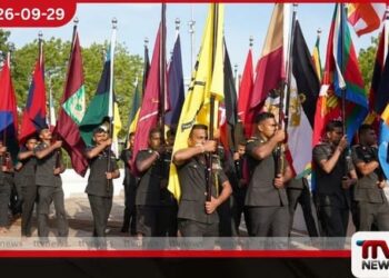 ශ්‍රී ලංකා යුද්ධ හමුදාවේ 77 වැනි සංවත්සරය වෙනුවෙන් කතරගමදී හමුදා ධජයන්ට ආශිර්වාද පූජාවක්
