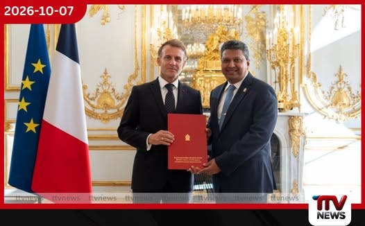 ශ්රී ලංකා තානාපති ප්රංශ ජනපති මැක්රොන් හමුවෙයි