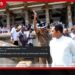 ඔබගේ මුදල් නැවත ලබා ගන්නා තුරු මහබැංකුවට එරෙහිව මා ඔබ වෙනුවෙන් පෙනී සිටිමි