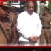 ඥානසාර හිමියන්ට සිරකරු ඇඳුමින් අධිකරණයට පෙනී සිටීමට සිදුවීම ගැන අධිකරණයේදීත් දැඩි සංවාදයක්