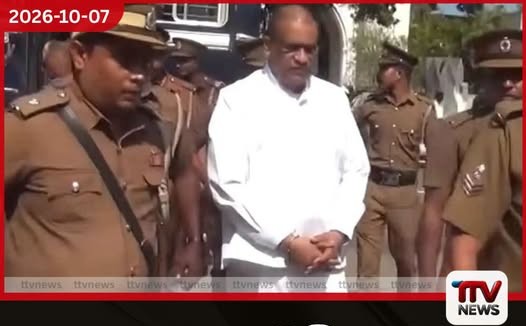 ඥානසාර හිමියන්ට සිරකරු ඇඳුමින් අධිකරණයට පෙනී සිටීමට සිදුවීම ගැන අධිකරණයේදීත් දැඩි සංවාදයක්