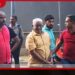 අයිස් මත්ද්‍රව්‍ය සමඟ අත්අඩංගුවට ගත් හිටපු නාගරික මන්ත්‍රී මහින්ද කහඳගම අධිකරණ වෛද්‍ය නිලධාරියා වෙත රැගෙන යයි