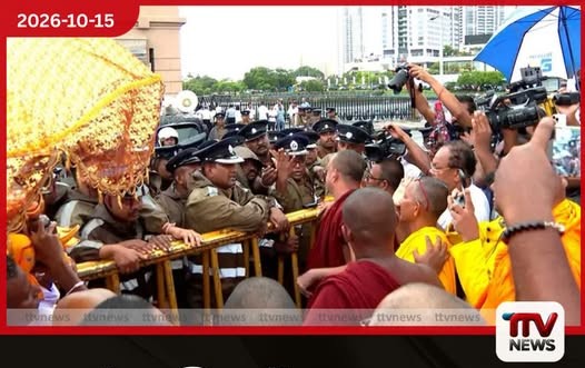 ජනපති කාර්යාලය අසළ  අට්ටාලයක් ඉදිකිරීමට ගිය  භික්ෂූන් වහන්සේලා සහ පොලීසිය අතර උණුසුම් තත්ත්වයක්!