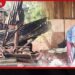 ගෙදර දොරත් බිඳගෙන ඇතුළු වූ වන අලි වී ගෝනි හිස් කරයි…