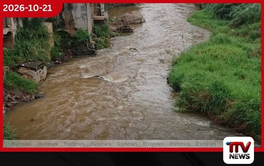 ධාරානිපාත වැසි නිසා උමා ඔය දෙගොඩතලා යයි
