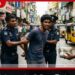 බෝඹුරුඇල්⁣ලටම අයිස් බෙදපු 28 හැවිරිදි කොල්ලා අයිස් ග්‍රෑම් 124 ක් සමඟ පොලිස් දැලේ