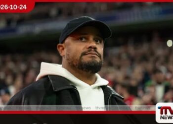 පුහුණුවීම් අතරතුර ඇද වැටුණු  බයර්න් මියුනිච් පුහුණුකරු  රෝහල්ගත කෙරේ