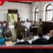 ගුරුවරියක හා පුත්‍රයා රඳවා තැබීමේ චෝදනාවට කිරින්ද පුහුල්වැල්ල සභාපති ඇතුළු 5ක් ශරීර ඇප මත මුදාහැරේ