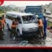 දක්ෂිණ අධිවේගී මාර්ගයේ පින්නදූව අසලදී වෑන් රථයක් ලොරියක ගැටීමෙන් මවක් මරුට