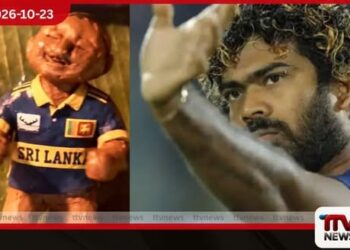 දේවාලෙ වහනවා, මම දකුණේ…