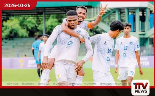 සුපර් ලීග් පාපන්දු පිටියේ කොළඹ සහ අප්කන්ට්රි ලයන්ස් පෙරමුණේ