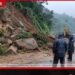 ඇල්ලේපොළ ප්‍රදේශයේ සිදු වූ නායයෑමක් හේතුවෙන් බලංගොඩ – රත්නපුර මාර්ගයේ රථවාහන ධාවනයට දැඩි බාධා