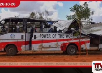 කෙන්යාවේ බිහිසුණු බස්-ලොරි ගැටුමකින් 22ක් මරුට 24කට තුවාල